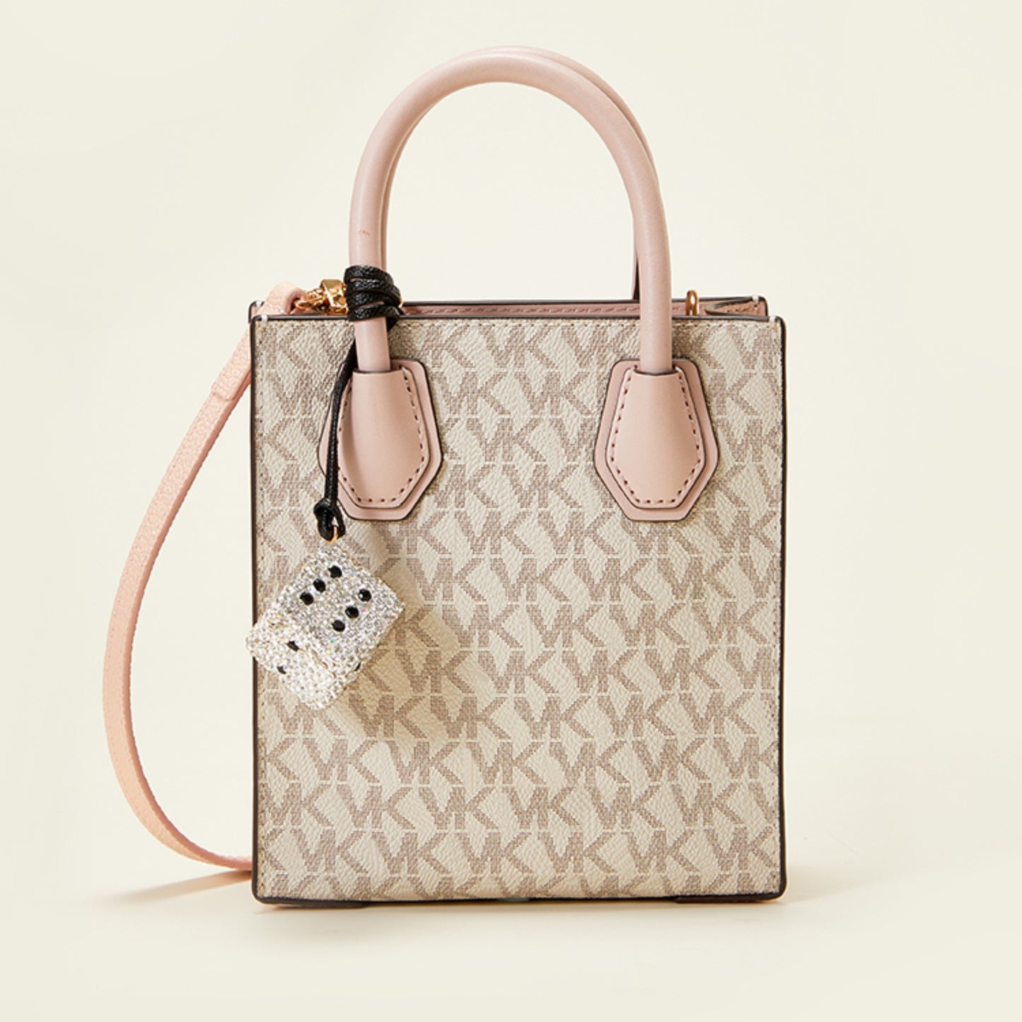 Handcrafted Diamond-Studded Dice Keychain – Square Bag Charm with Sparkling Details