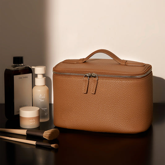 Large Capacity Leather Makeup Bag - Portable Premium Cowhide Travel Toiletry Organizer for Men & Women, Stylish Handheld Storage Bag