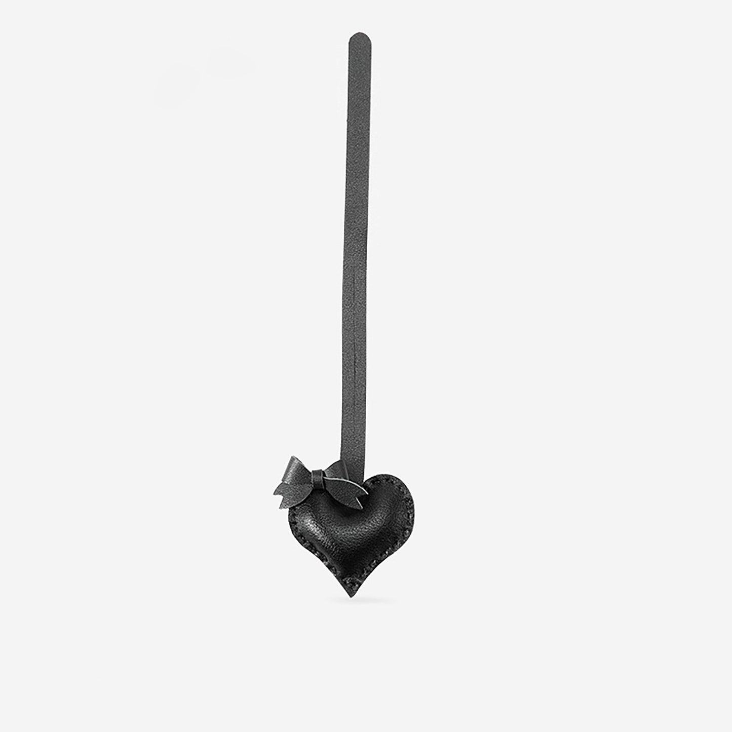 Heart-shaped Pendant Genuine Leather Keychain Bag Backpack Accessory for Women, Exquisite and Elegant Small Decorative Pendant