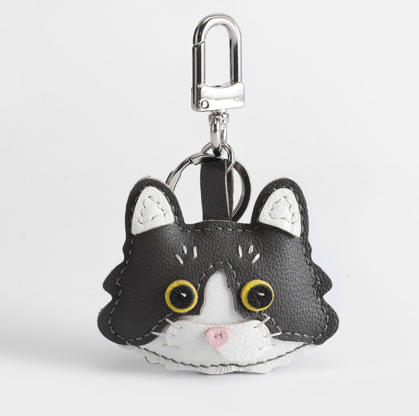 Genuine Leather Cat Keychain & Bag Charm – 12cm Premium Leather Cat Pendant, Cute and Stylish Hanging Accessory for Bags, Backpacks, and Keys