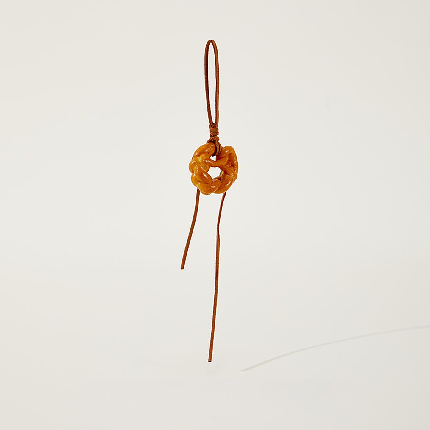 Alkaline water bread charm, horn-shaped croissant imitation bagel keychain, cute food bag accessory strap