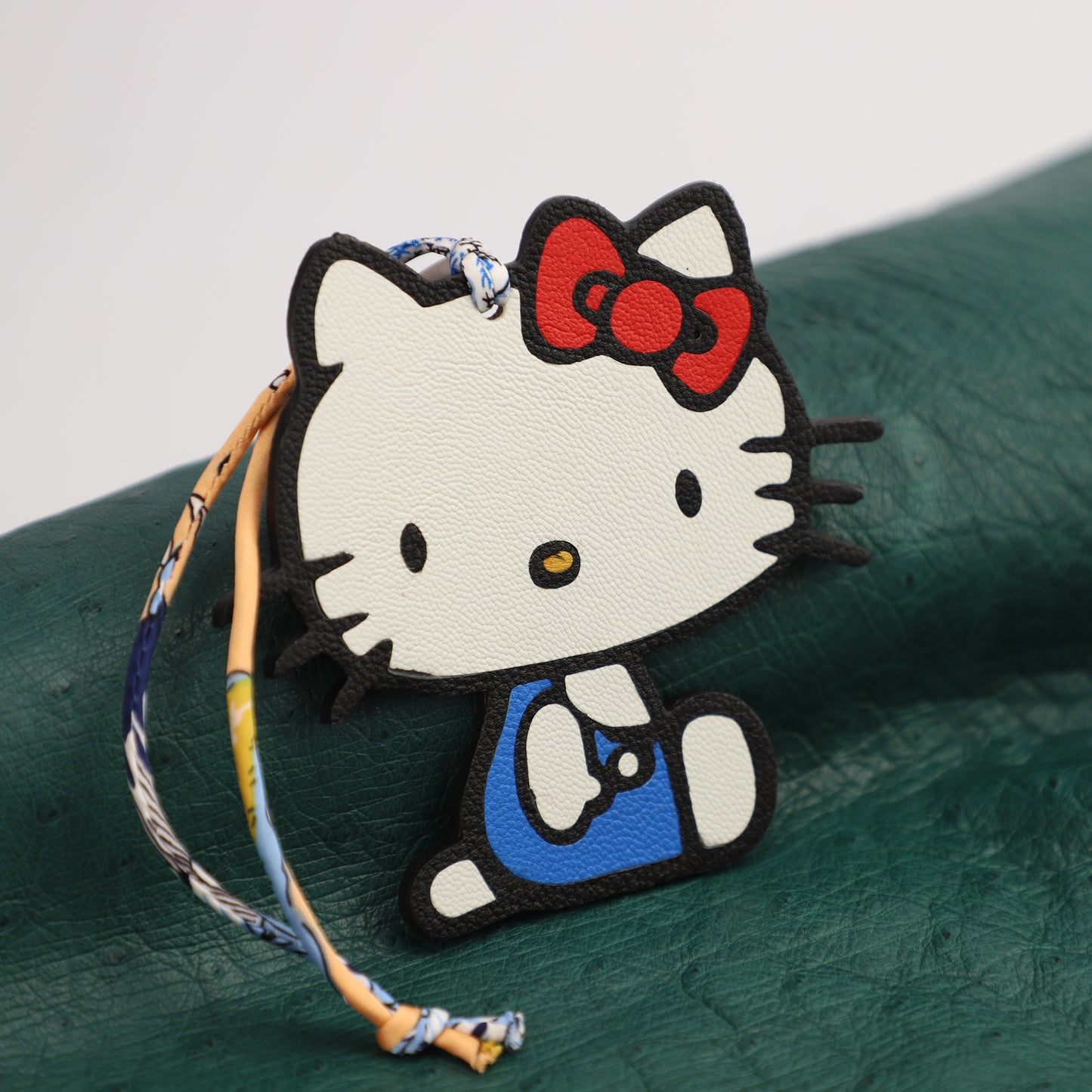 2025 New Model Handmade Swift Leather bag pendant, Hello Kitty Bag Charm,Cute cartoon pendant