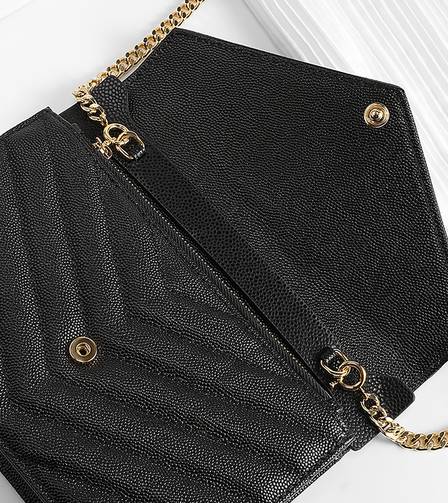 Handmade Leather Anti-Wear Protector for Envelope Bags – 19.8cm x 3.6cm, Protects Your Bag from Chain Damage