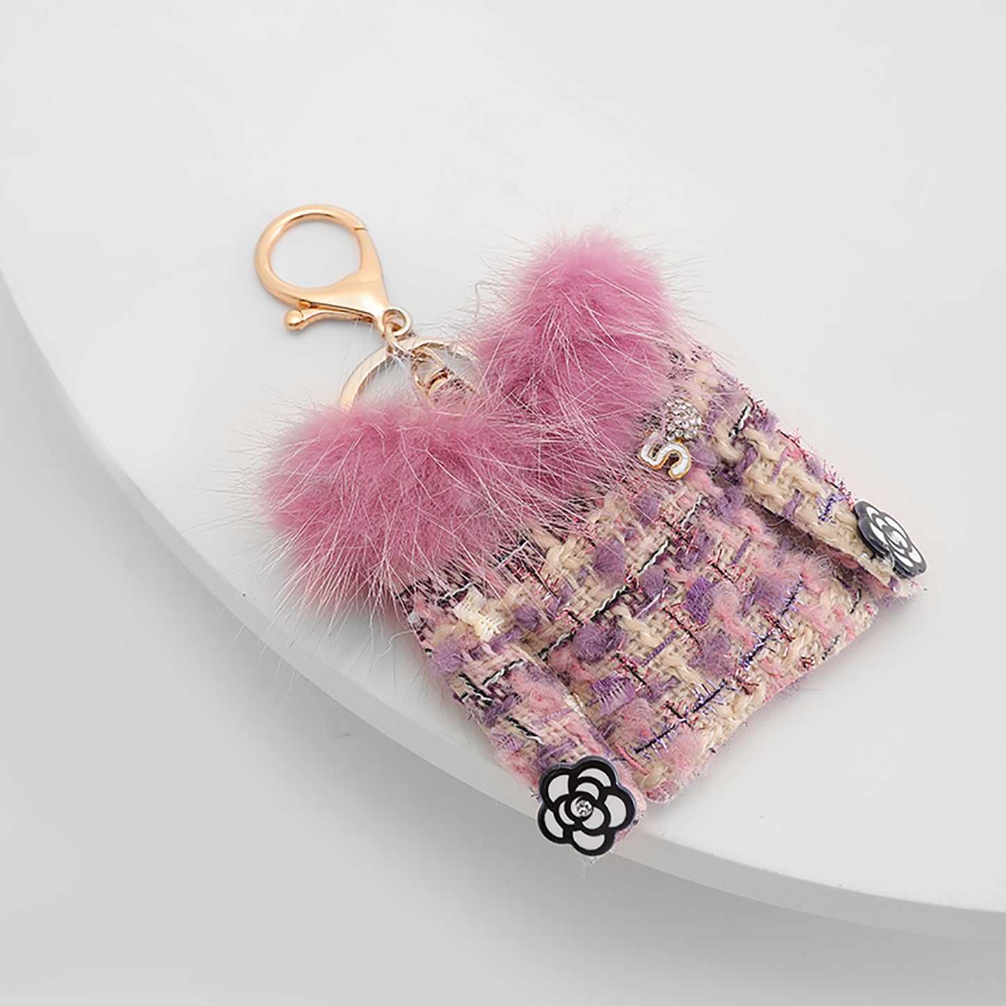 High-end skirt charm, backpack keychain, cute small accessories for women, clothing style bag pendant