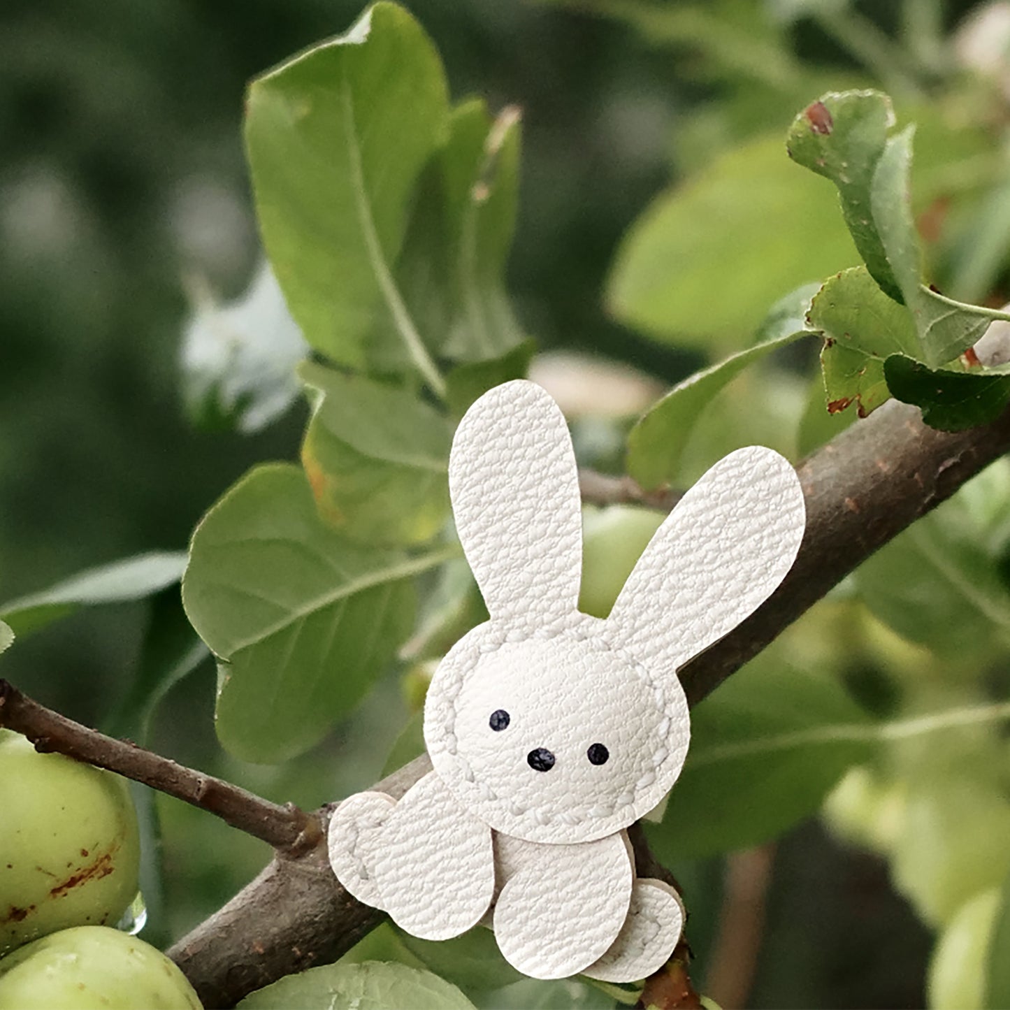 Cute Little White Rabbit Bag Charm, Genuine Leather, Niche High-End Handmade Accessory, Perfect Gift for Fashion Lovers