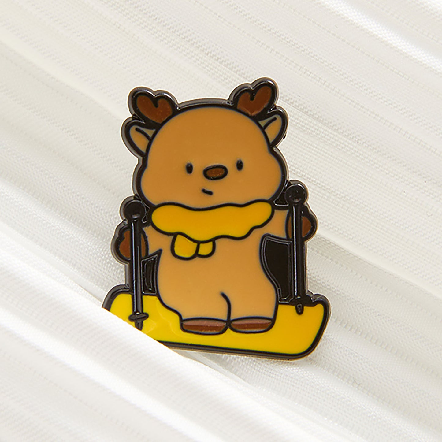 Christmas Creative Brooches – Reindeer, Snowman, Christmas Tree, Stocking, and Gift Pin Badges, Perfect for Clothing & Backpack Accessories